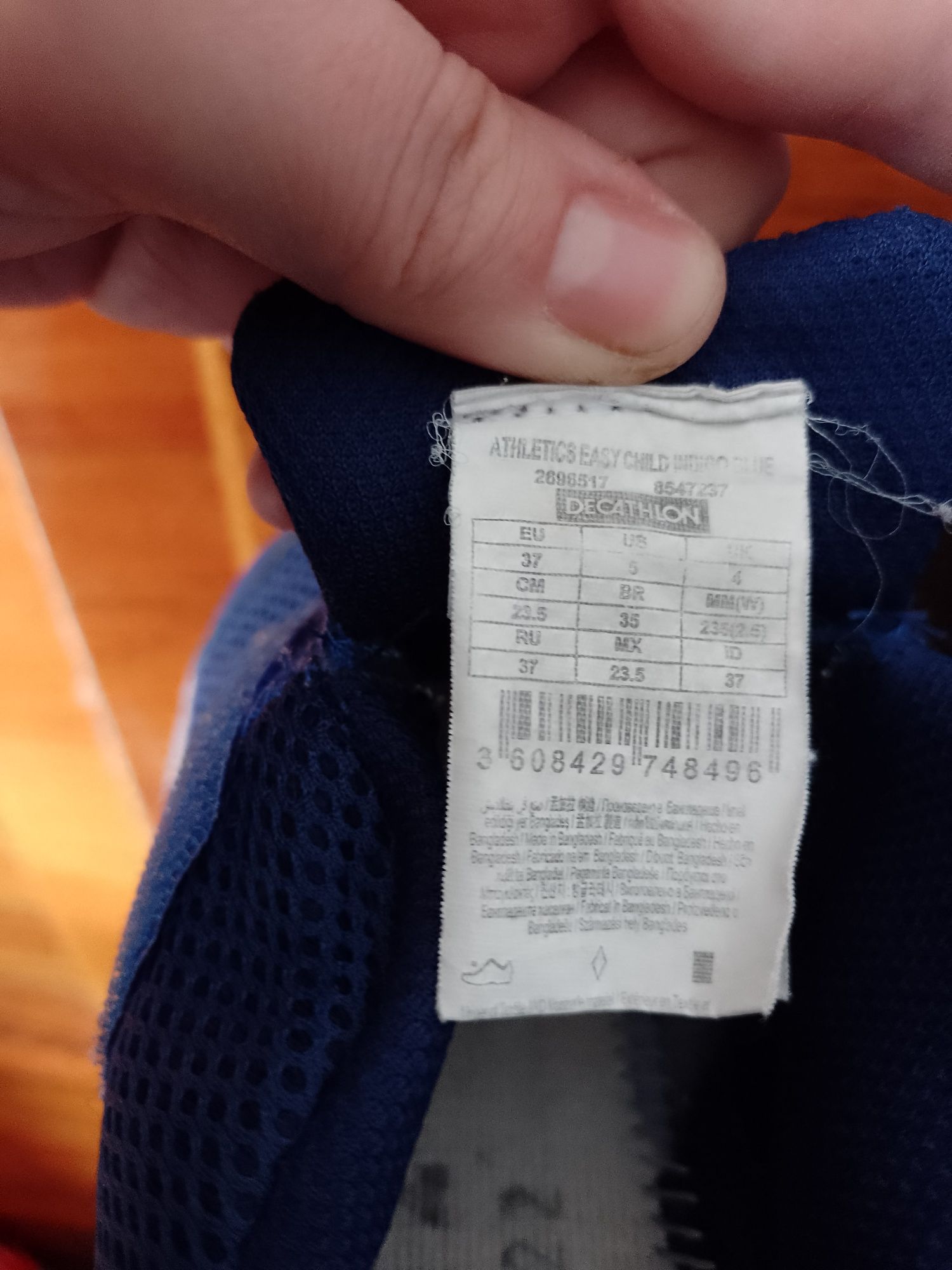 Adidași sport mărime 37