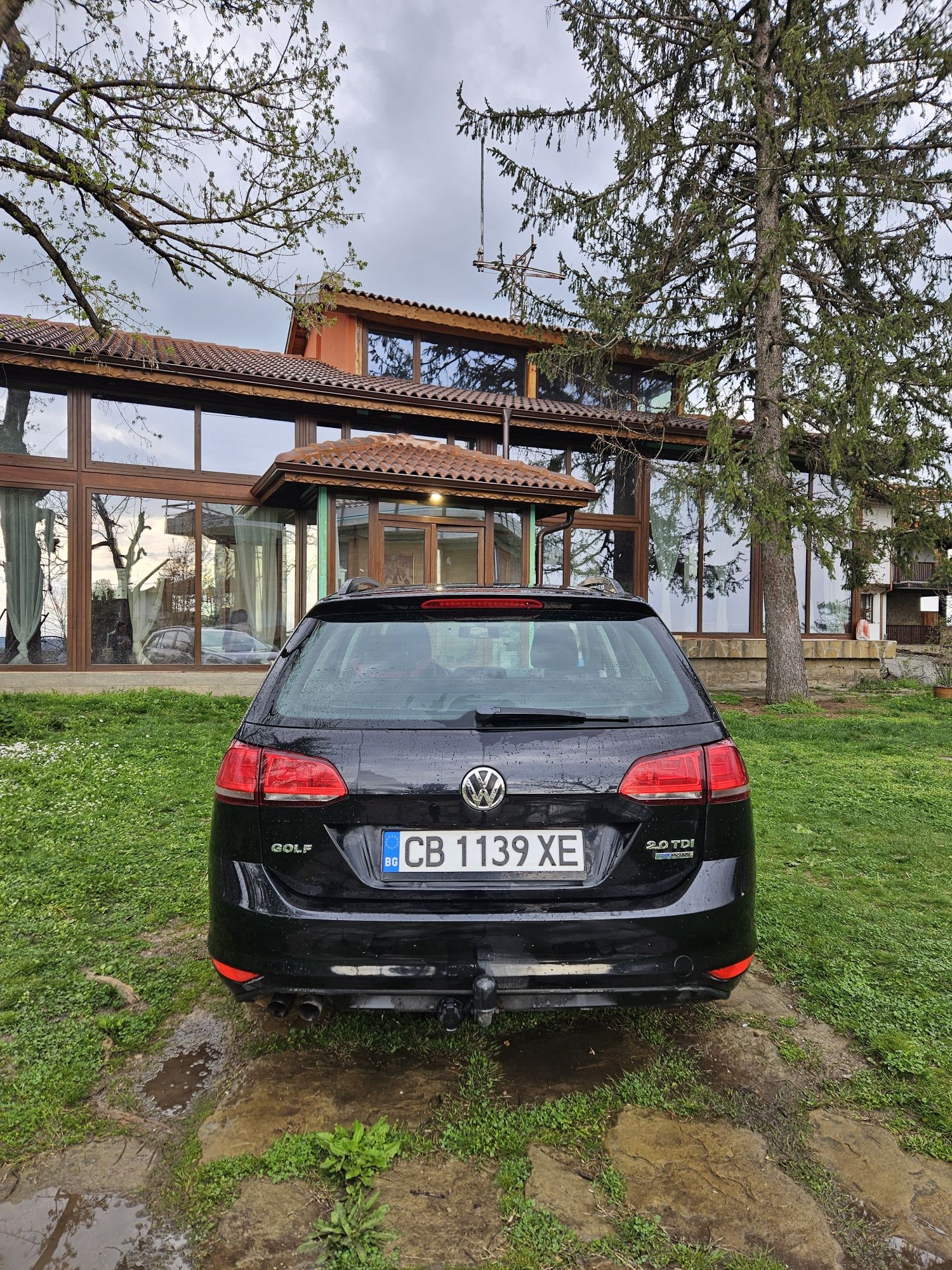 Продавам VW Golf VII 2.0 TDI Bluemotion 2014