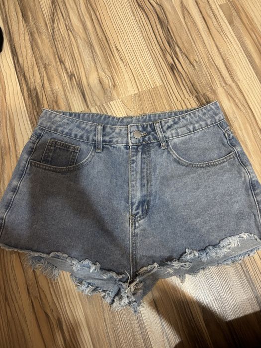 Къси панталони от Shein