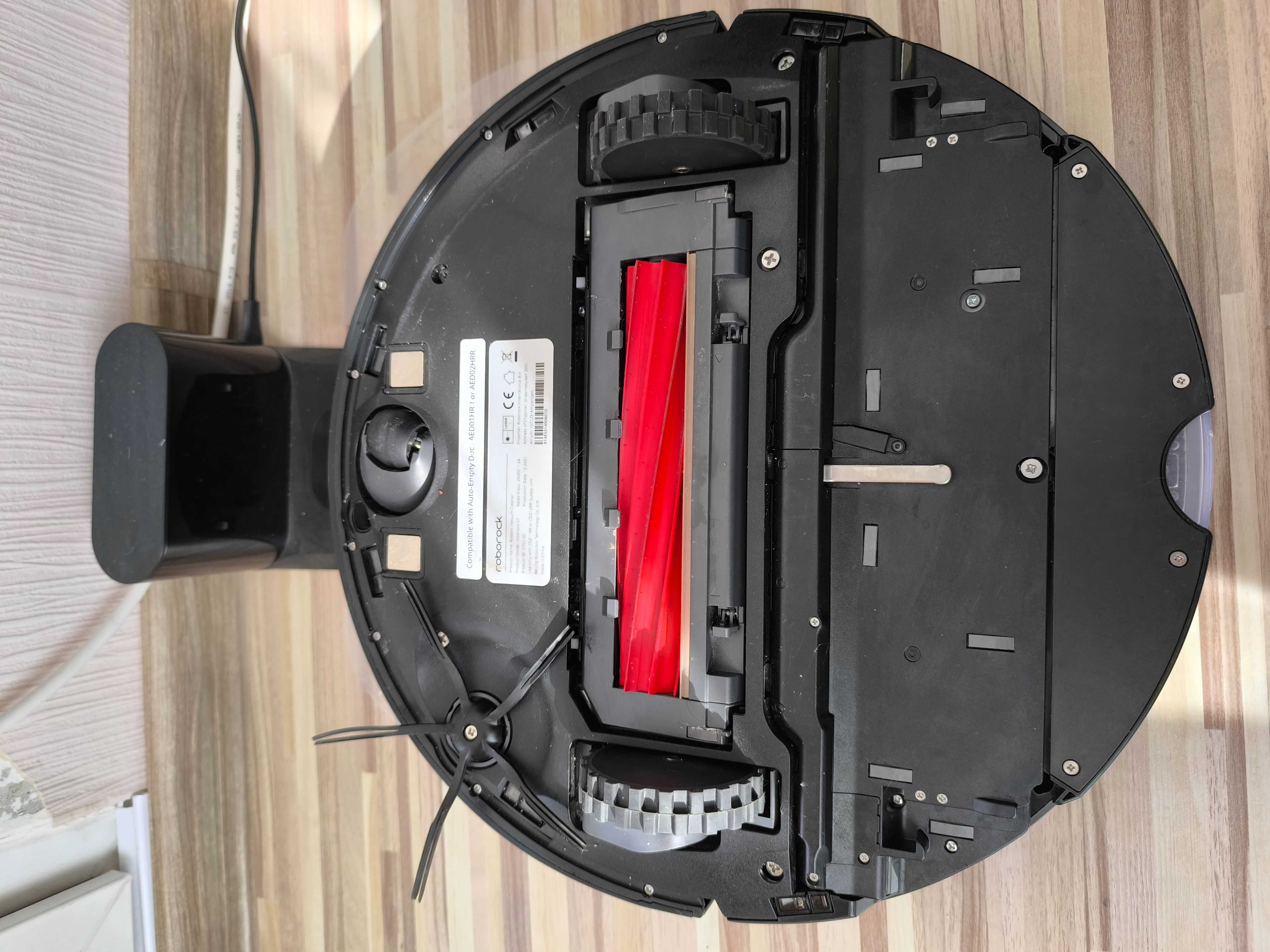 Roborock S7 робот за мокро и сухо почистване в комплект с консумативи