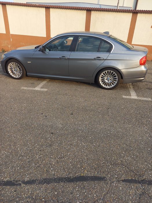 Bmw 320 an fabricație 2011 Cp163 preț 5600€negociabil