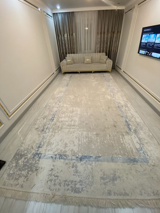 Продам ковер почти новые