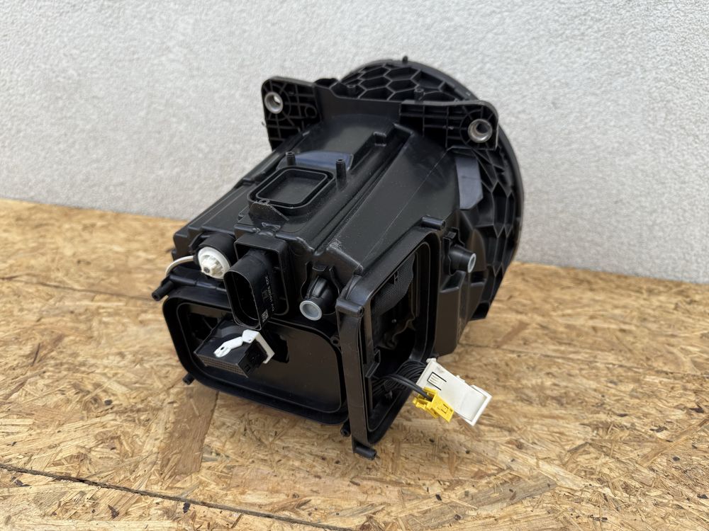 Far stanga Mercedes G Class W463 Facelift Full LED MULTIBEAM Original