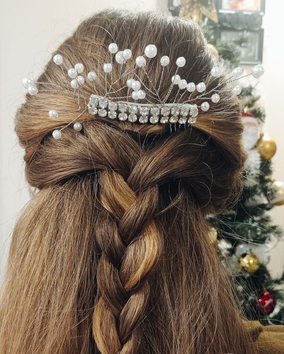 Официални аксесоари за коса