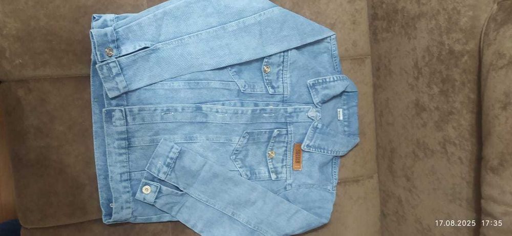 Новая джинсовка размер 146см и джинсы на мальчика