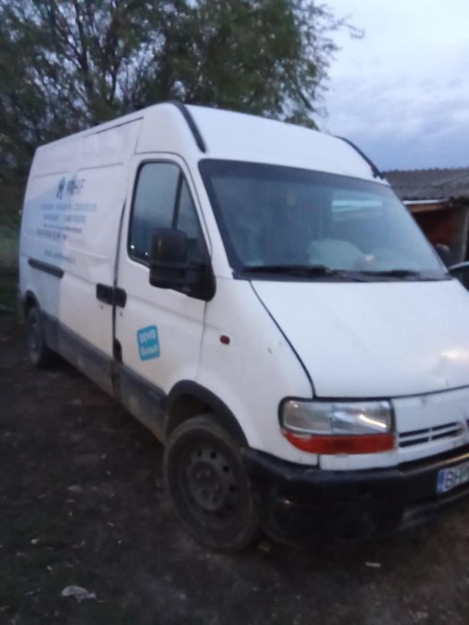 Vând sau schimb cu animale