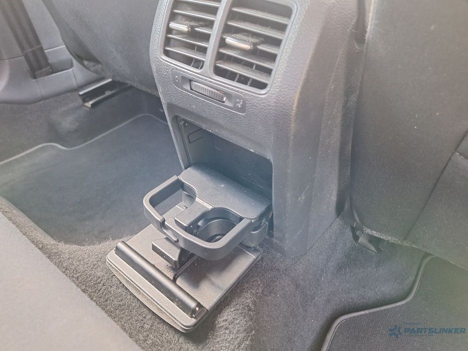 Cotiera VOLKSWAGEN GOLF VI 5K1_ 2008 - 2012 TDi BlueMotion CAYC