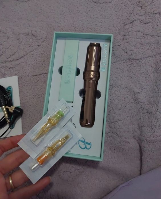 Masina de tatuat fără fir Biomaser U1