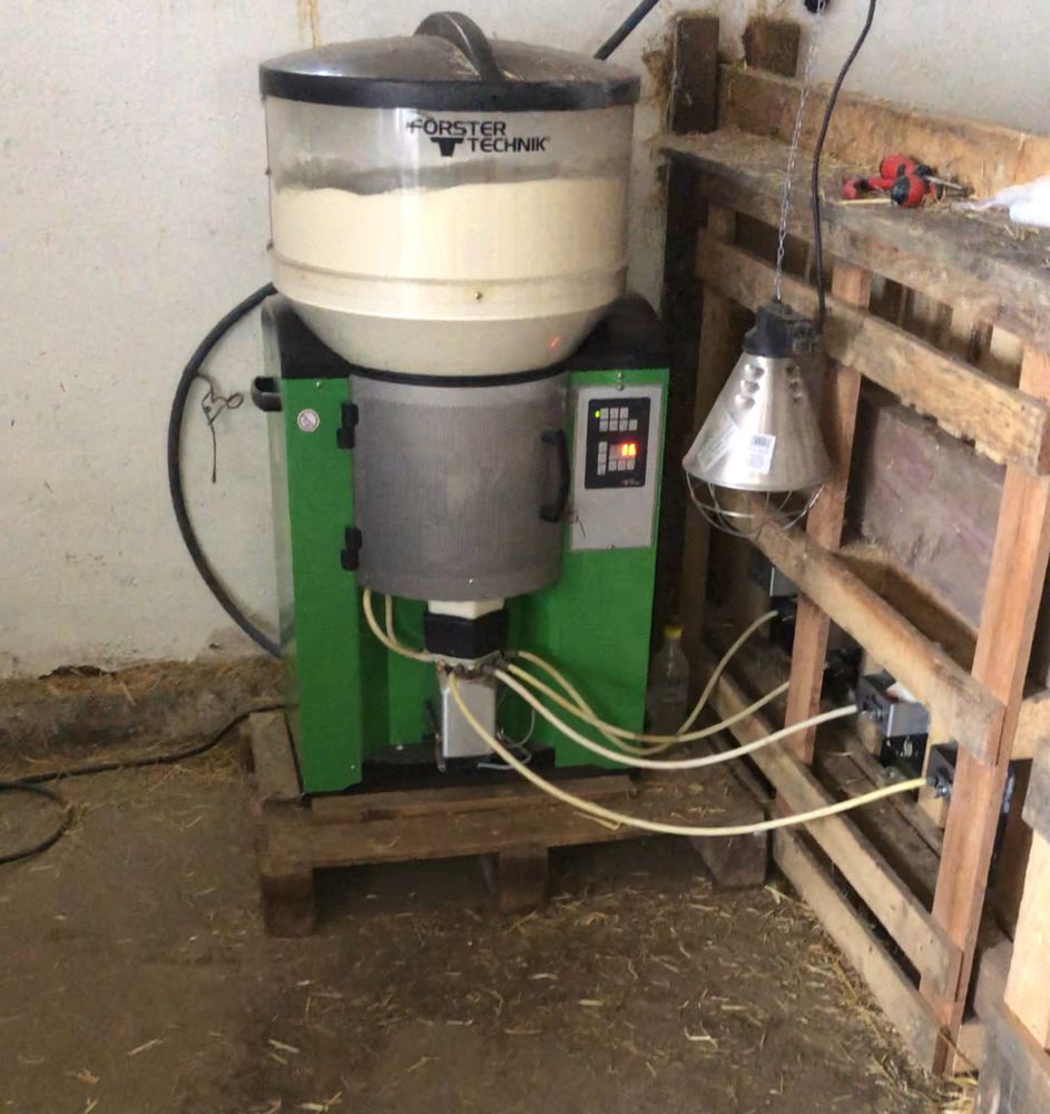 Automat pentru alaptarea mieilor și iezilor Förster Technik® ECO Lamb