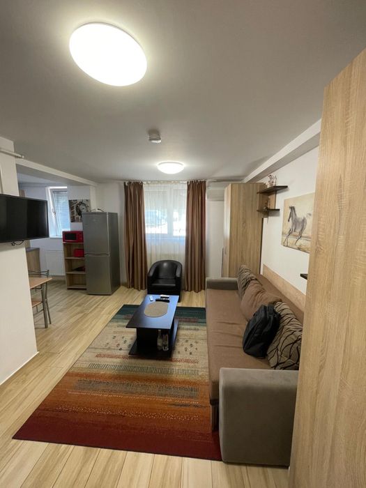 inchiriez garsoniera  spatioasa 33 m2