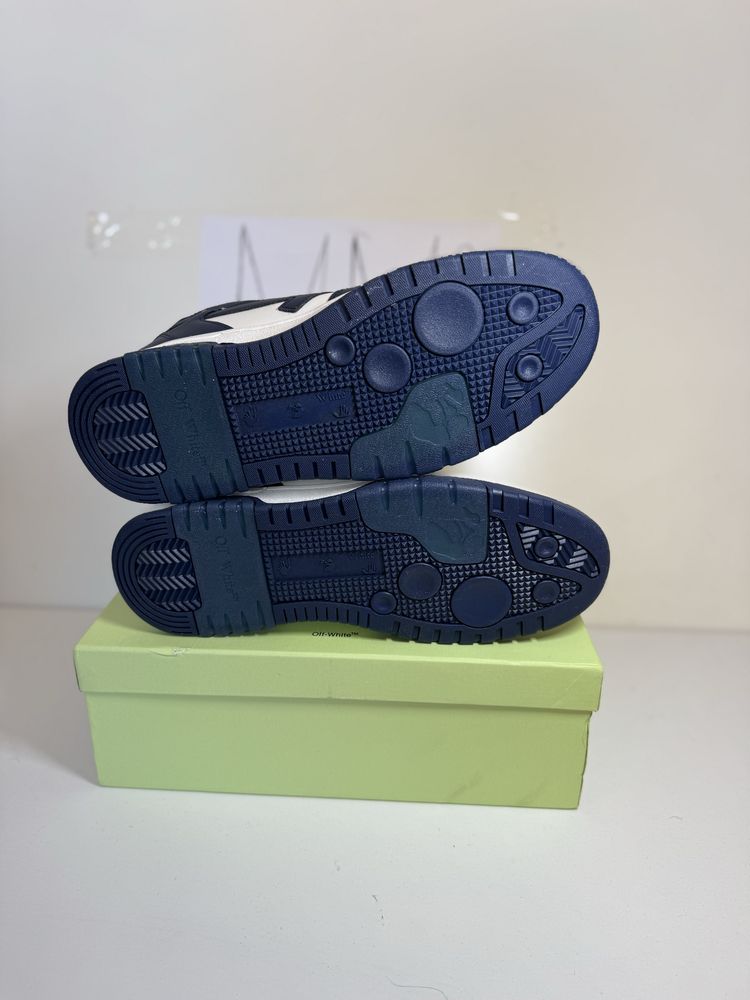 Adidasi Off-White Out Of Office Lace-Up Sneakers blue and white