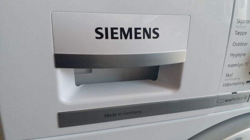 Пералня SIEMENS IQ700 silence drive VarioPerfect А+++ 8 кг 1600об