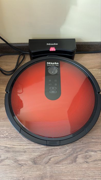 Прахосмукачка робот Miele Scout RX1 Red