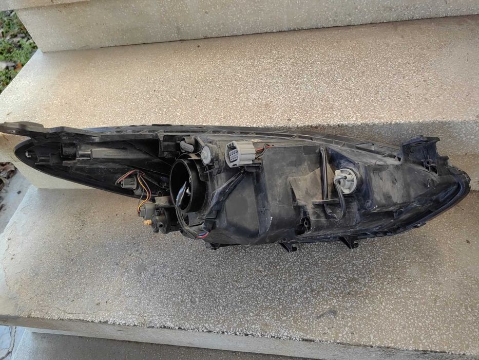 Фарове Mazda 2 ляв десен / Фарове Мазда 2 Оригинални