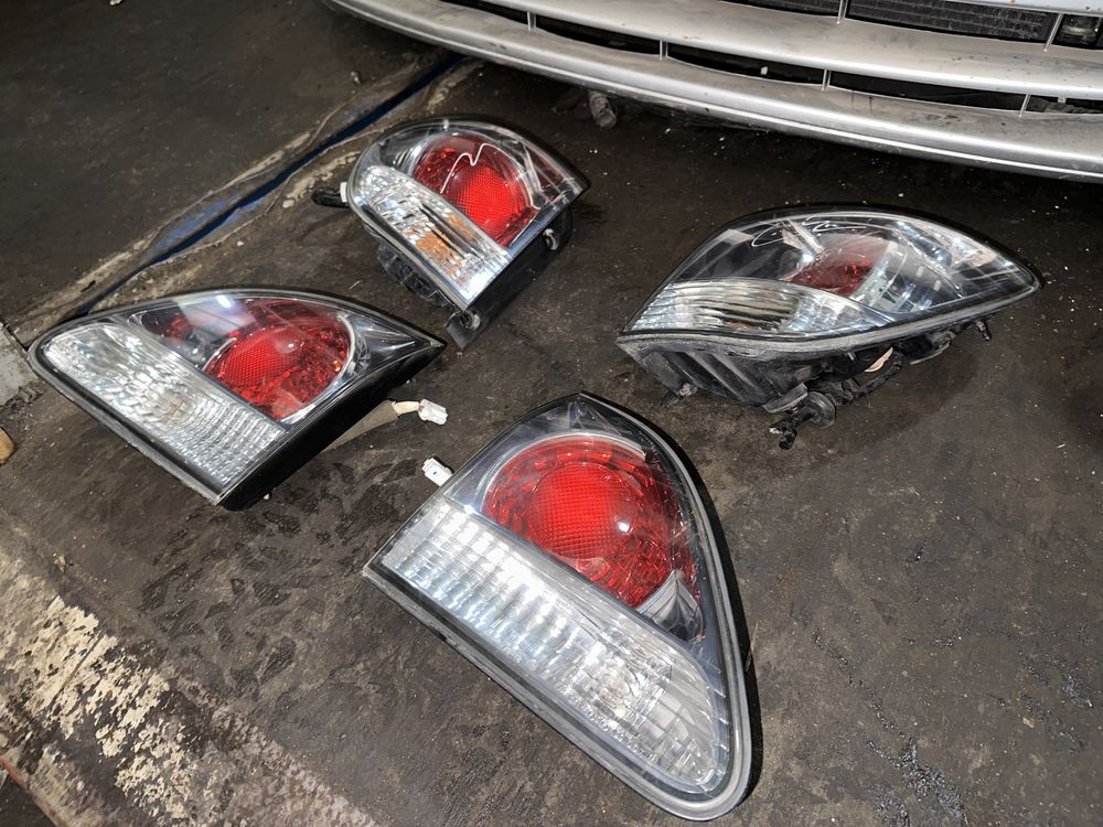 Задние фонари/стопы на Lexus RX300 рейсталинг