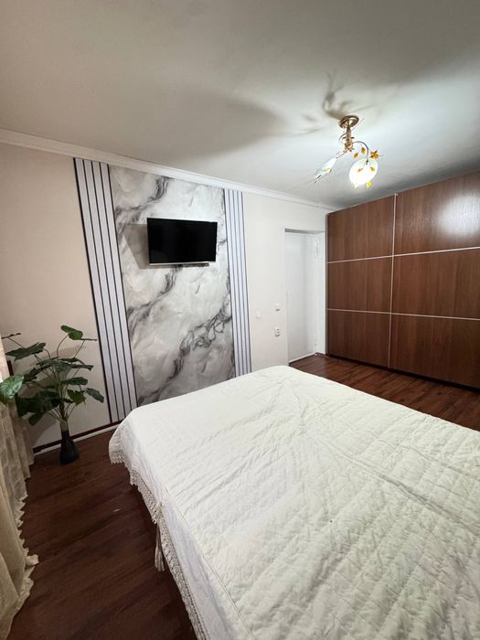 Продам Своя 1 в 2 комнатная Чиланзар 2 кв. метро Бунедкор