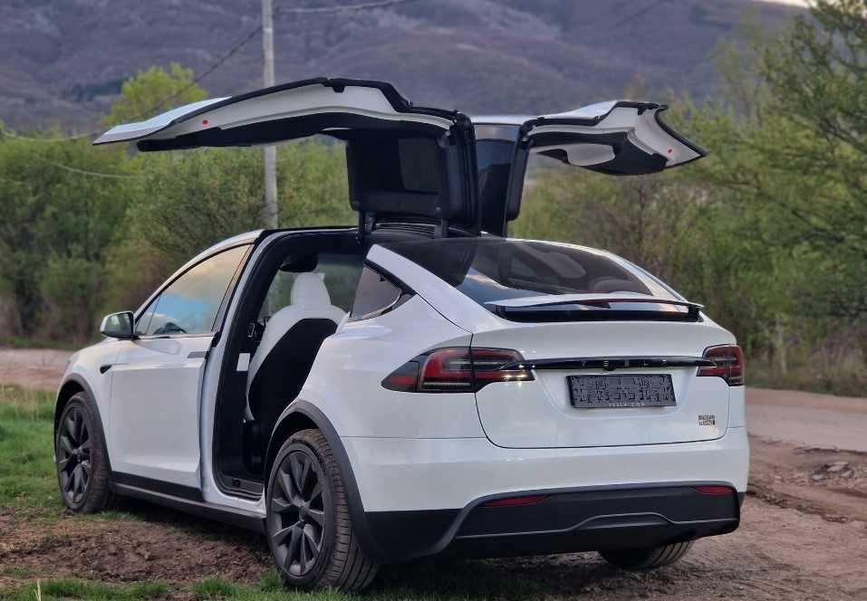tesla model x 2024