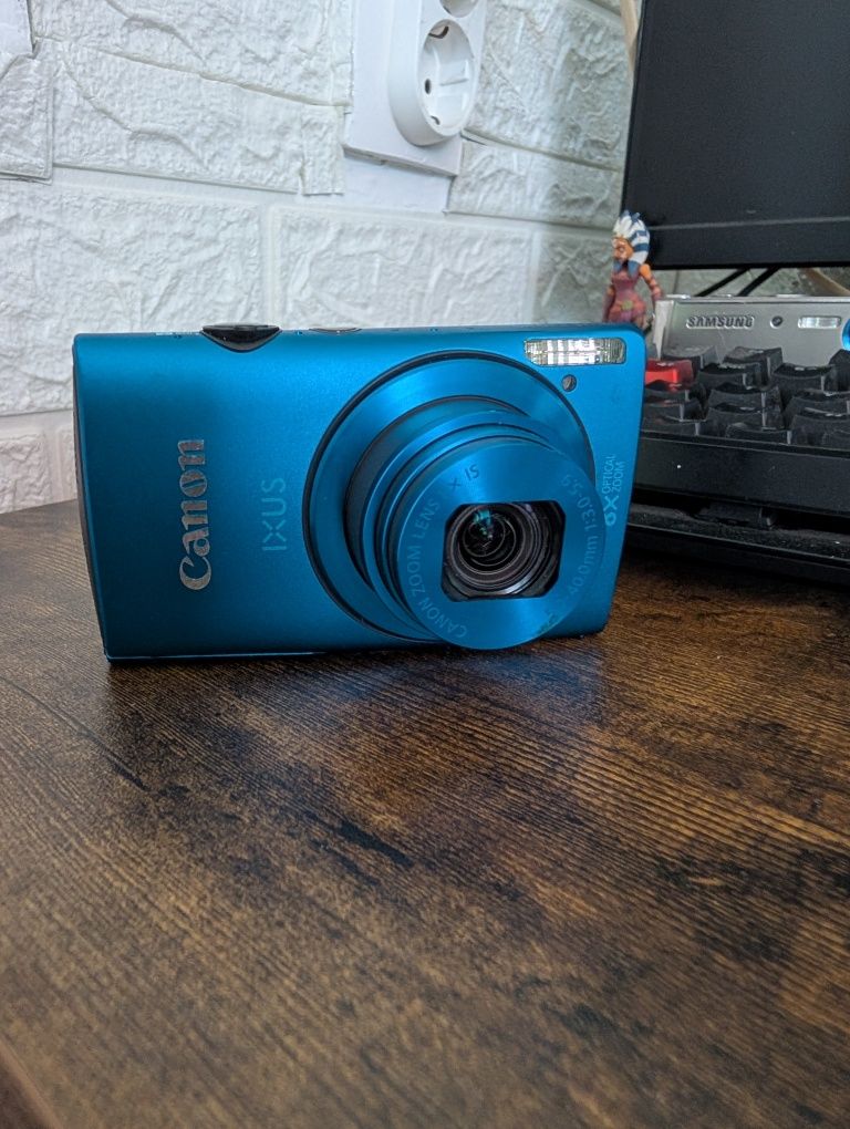 Aparat foto Canon ixus 230HS