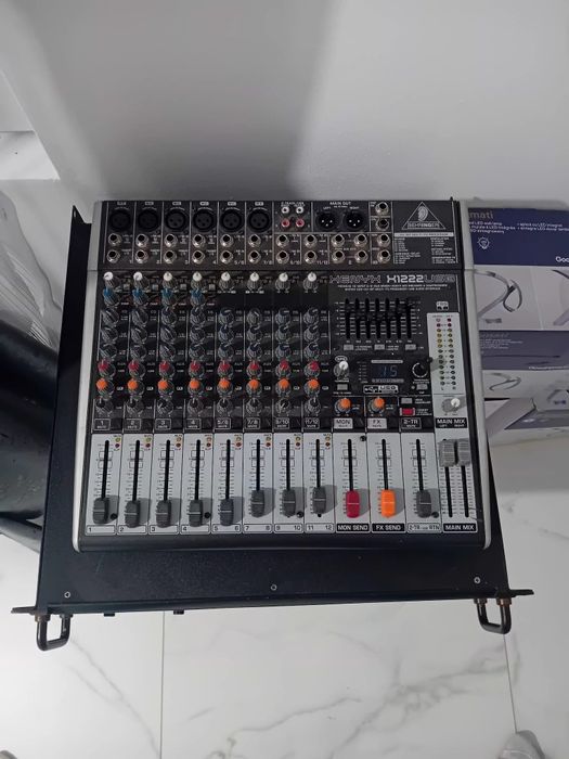 Vând mixer pasiv cu efecte și equlaizer