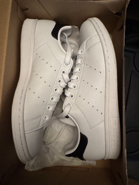 Adidas Originals различни модели, всички в размер  39.1/3