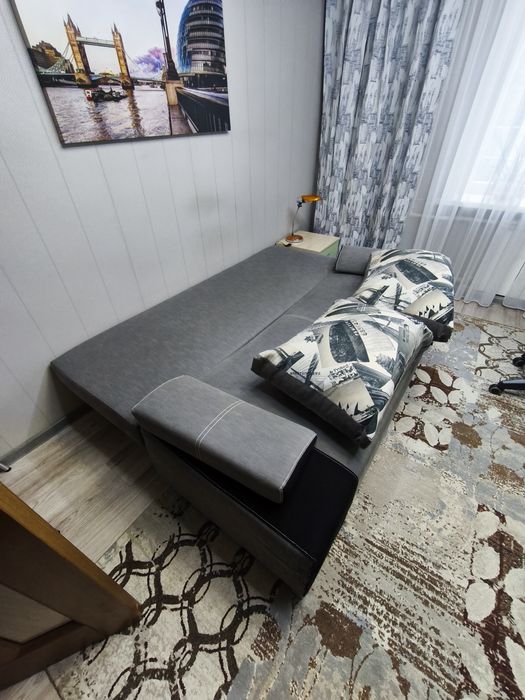 Диван раскладной с местом хранения