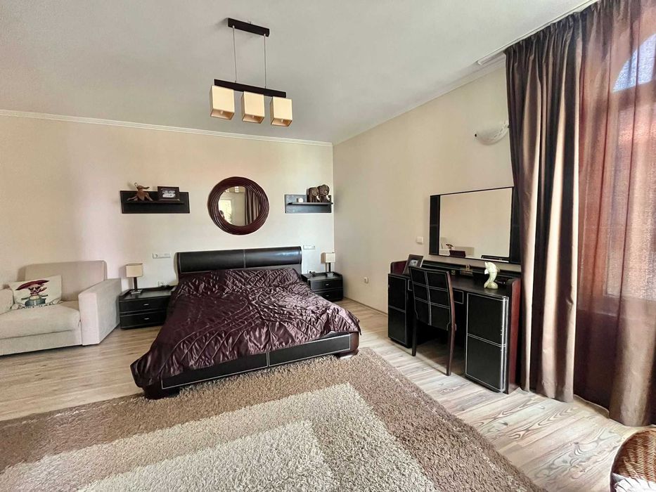 Продава се Тристаен апартамент в Свети Влас - 150 кв.м за 1134 €/кв.м - Снимка #9