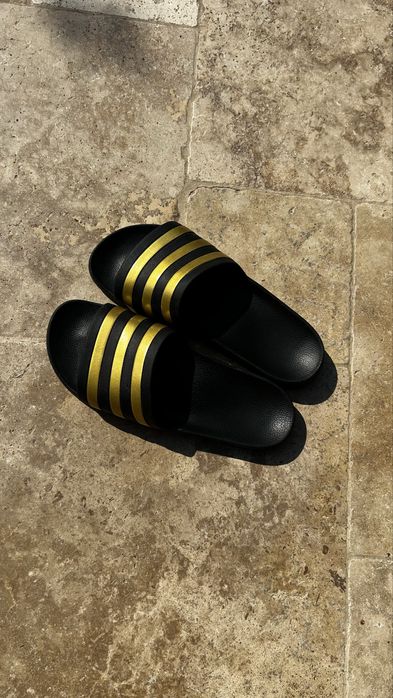 Papuci Adidas, masura 42