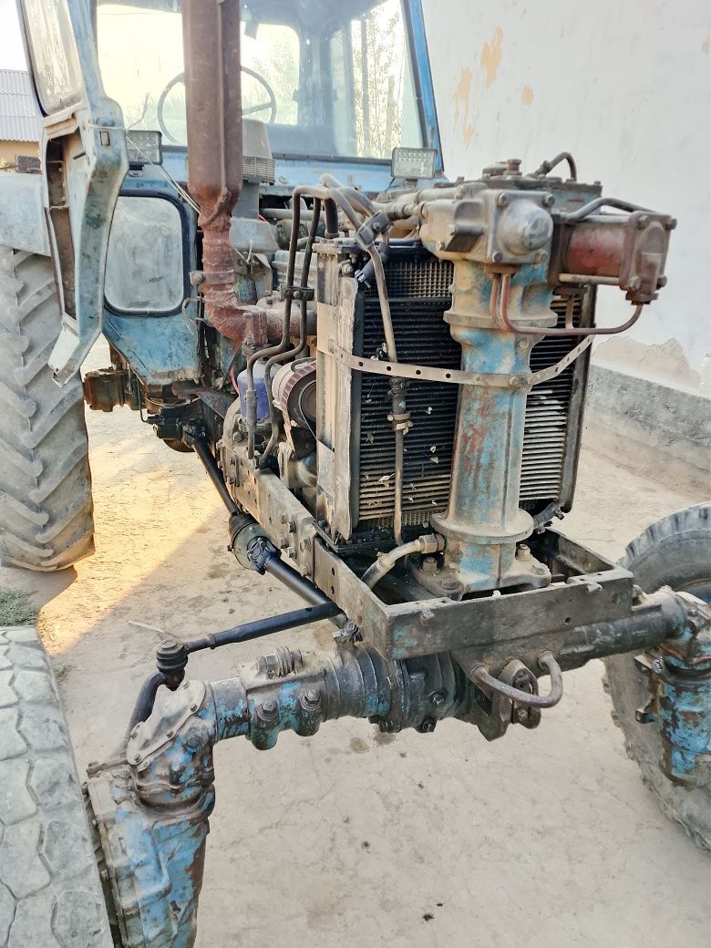 Belarus traktor toʻrt oyoq vidushi