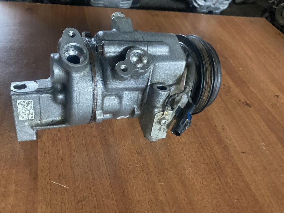 Suzuki Vitara 2020 година 1.4i Компресор Климатик