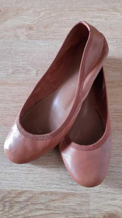 Balerini piele de la Alpina Reghin