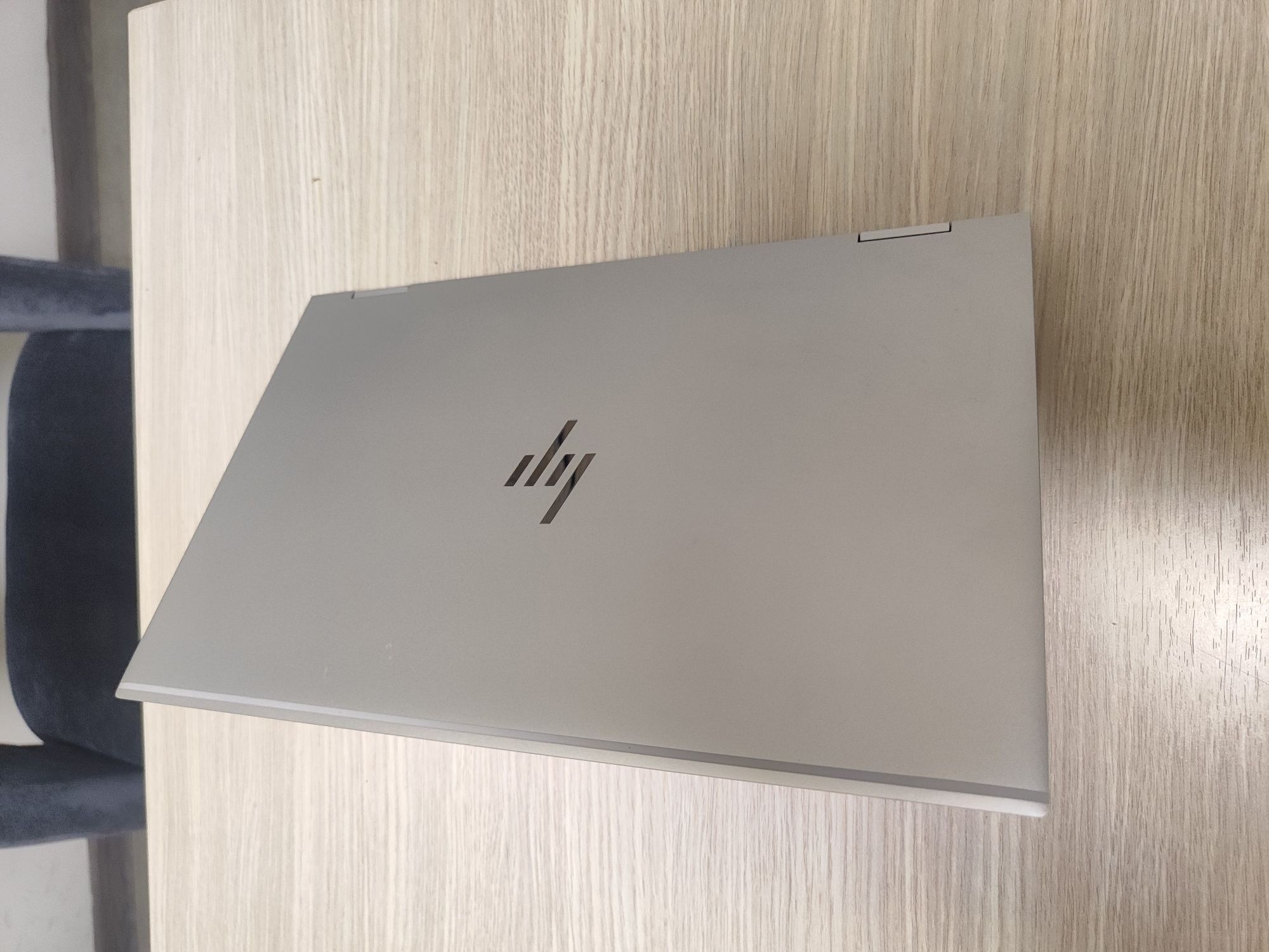 HP x360 Core i7, 32GB ozu, ssd 512gb, Face id + Touch id  + Алюминий
