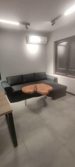 Дава се под наем Двустаен апартамент в София, Витоша - 76 кв.м за 1000 € - Снимка #1