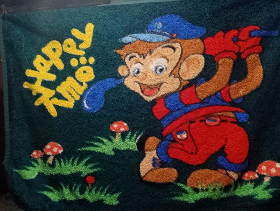 Два плед-одеяла: Взрослое и Детское толстые, тёплые в отличном состоян