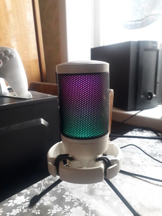 Микрофон Fifine A6V