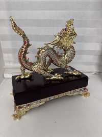 Сувенир золотой дракон