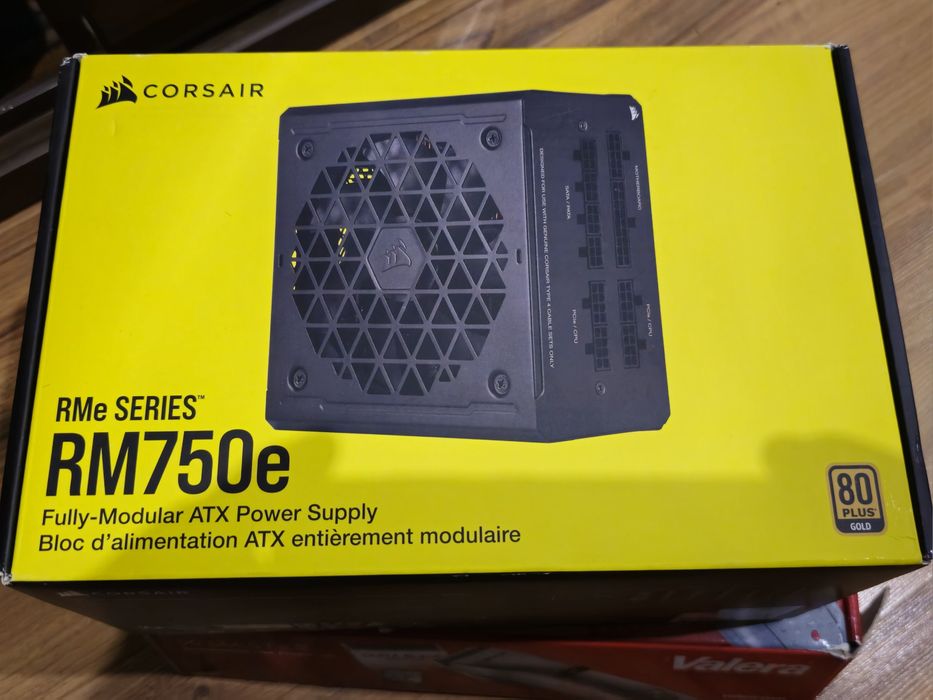 Захранване за компютър Corsair