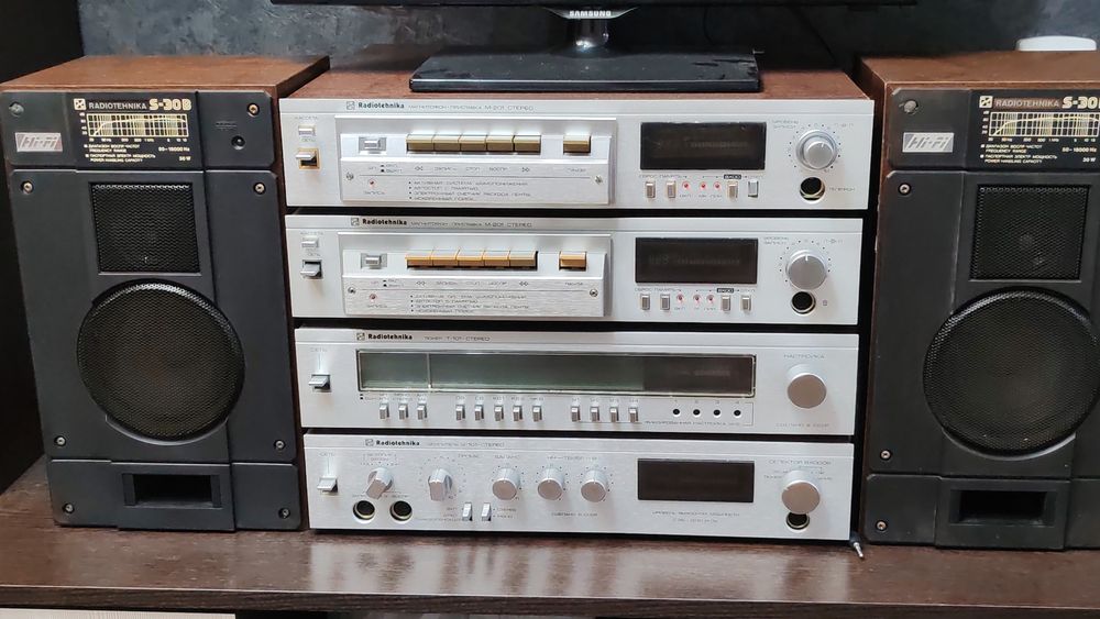 Музыкальный  центр