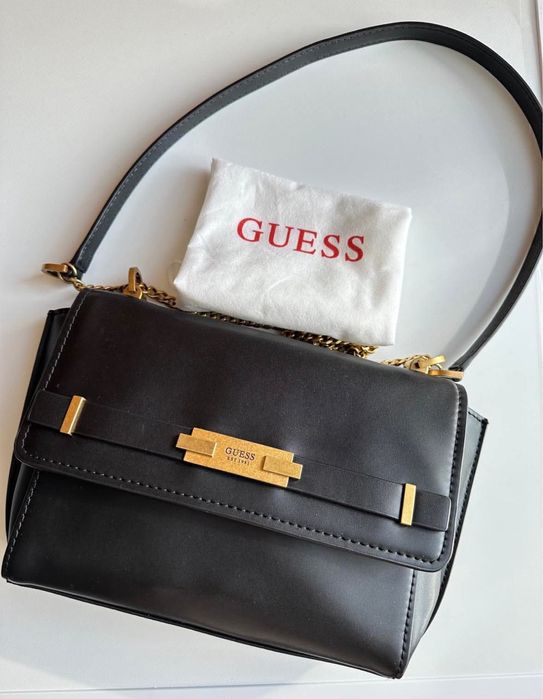 Черна Чанта Guess