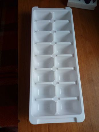 Кутия за лед, 2 броя, нови