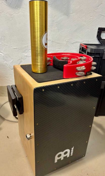 Meinl Cajon(кахон) с карбон преден панел + аксесоари