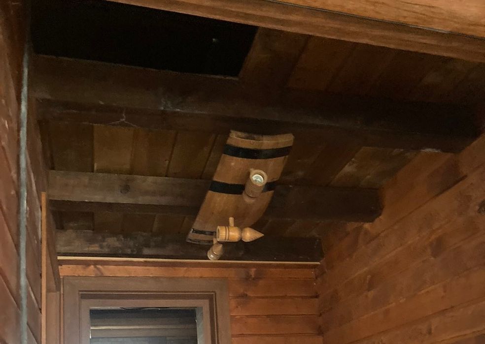 Полилеи, осветление от дъбови бъчви с 3 ръчно изработени дървени чашки