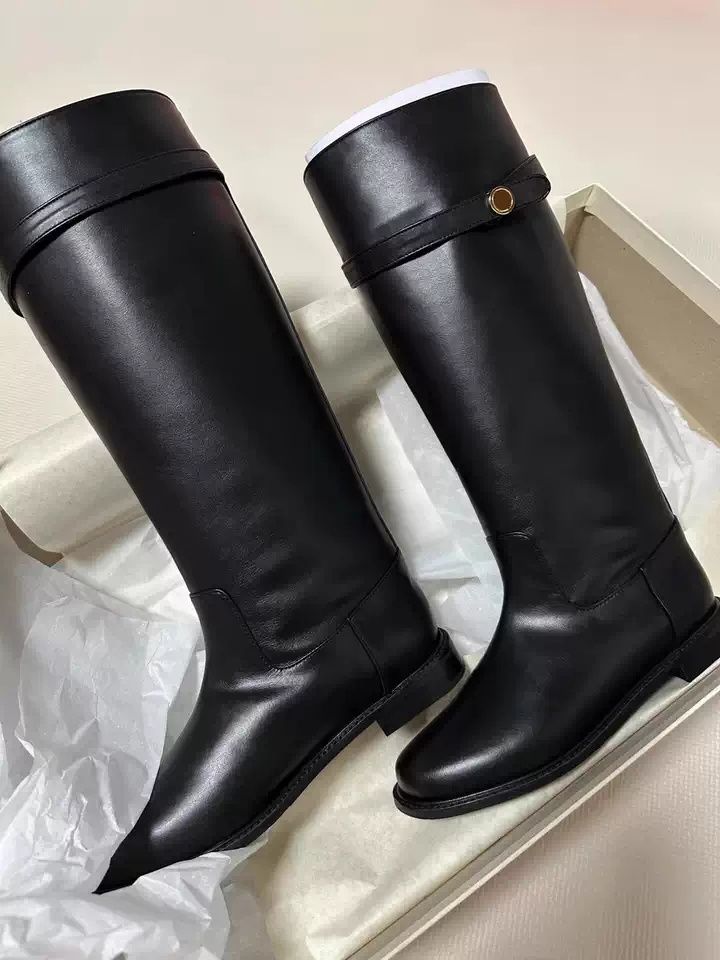 Сапоги длинные женские