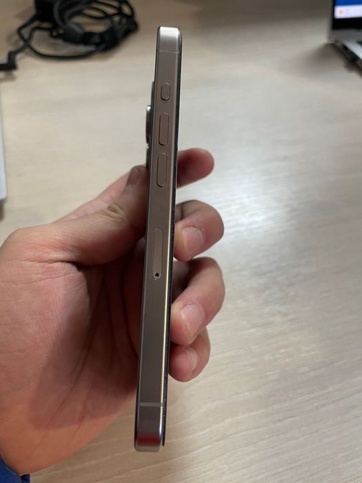 Продается айфон 15 Про