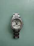 Сребърен часовник Guess
