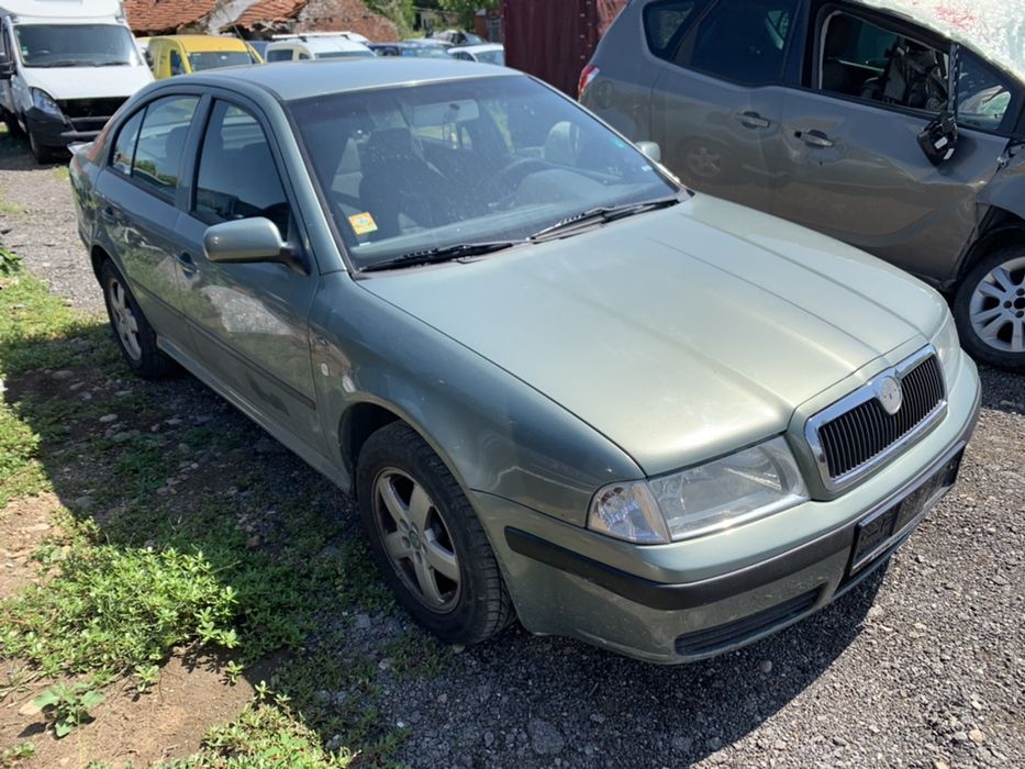 НА ЧАСТИ! Skoda Octavia I 2.0i Facelift 115 кс. хечбек