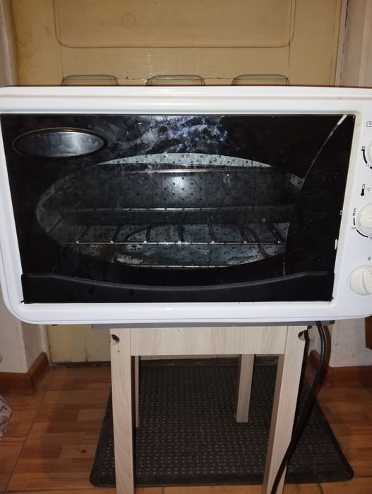 Электродуховку Kumtel KF3125 б/у в отличном состоянии