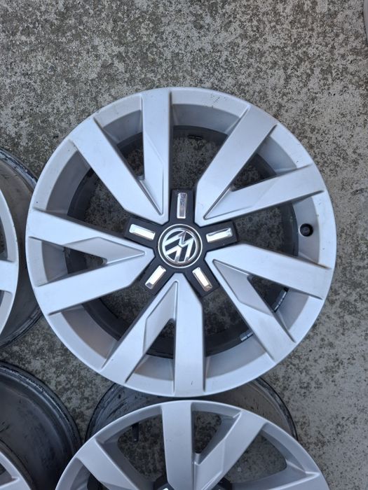 Jante aliaj 16 inch originale VW Passat B8 5x112 golf tiguan jetta eos