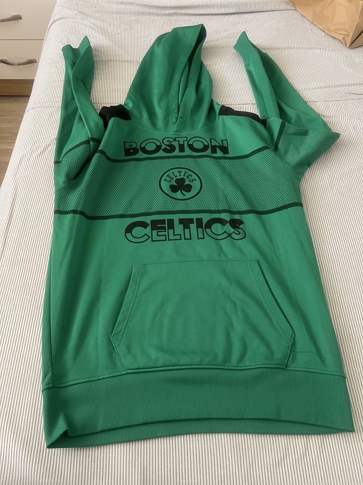 Оригинален NBA суитчер Boston Celtics - размер М