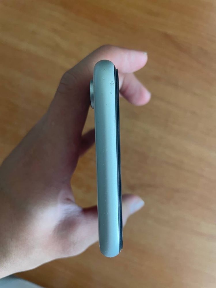 iPhone XR | xichqati alishmagan