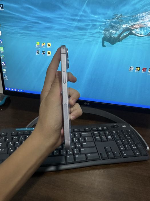 Продам iPhone 14 Plus, идеал состояния, 79 йомкость, без ремонт